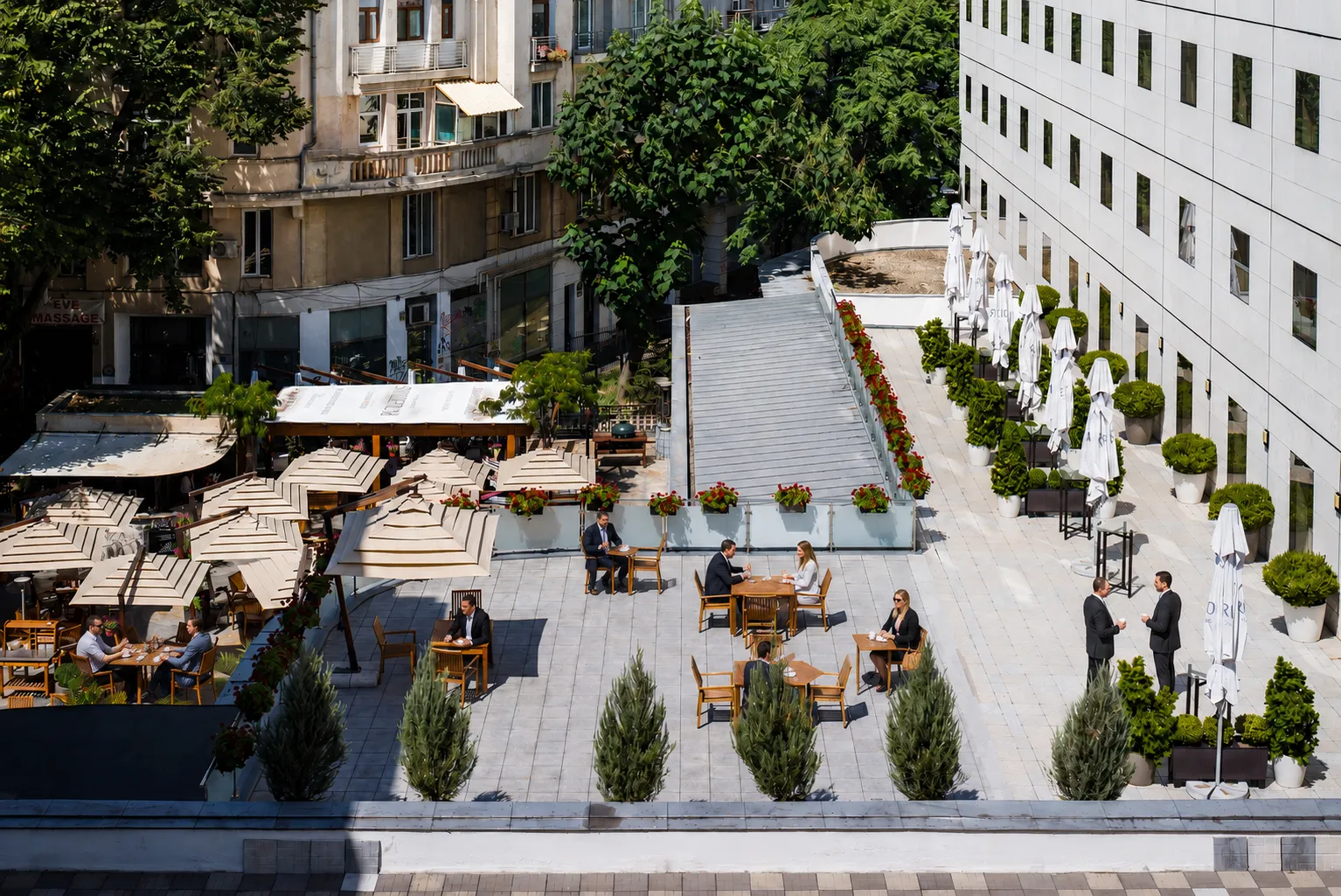 Meetings terrace InterContinental Athénée Palace Bucharest
